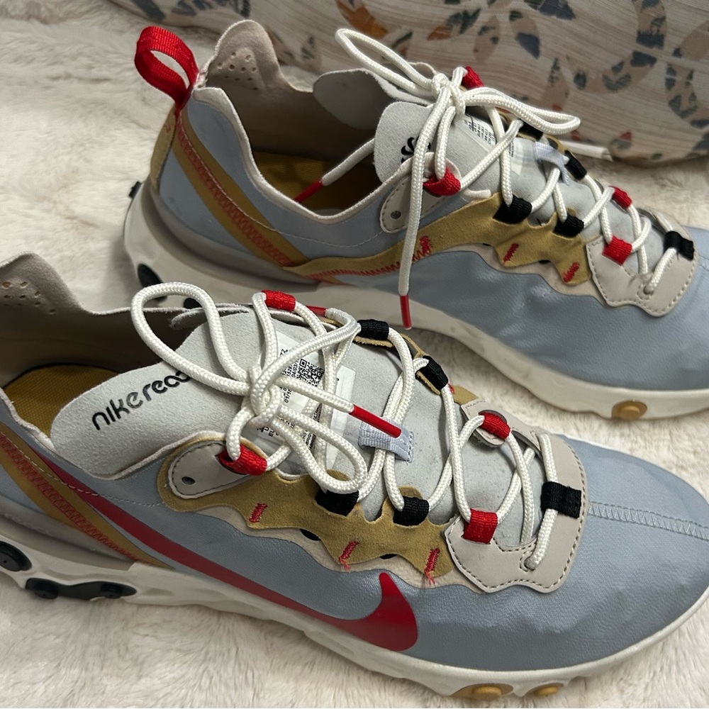 Men’s Nike React Element 55 Pure Platinum Club Gold Red Size 10.5